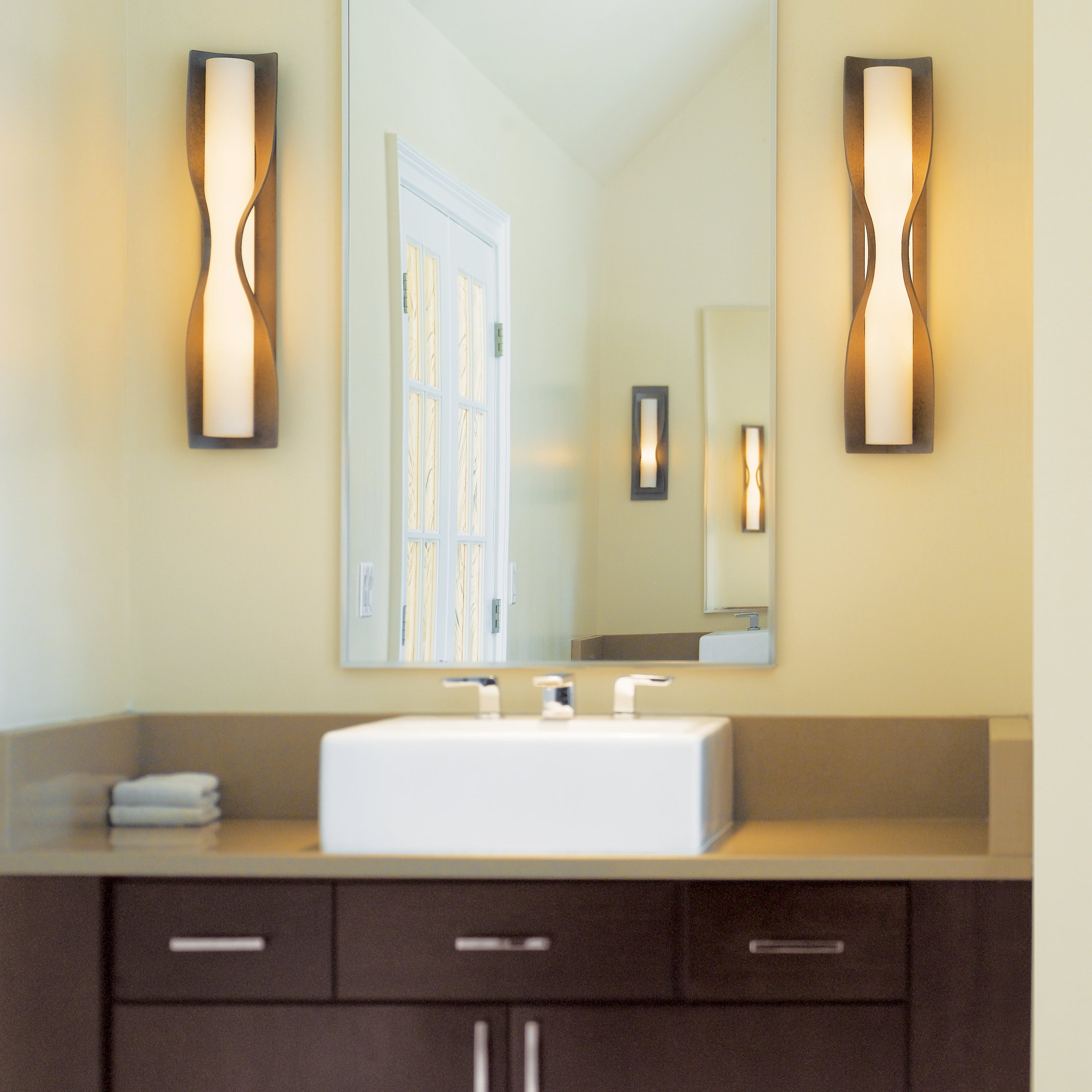Dune Large Sconce | by Hubbardton Forge | 204795