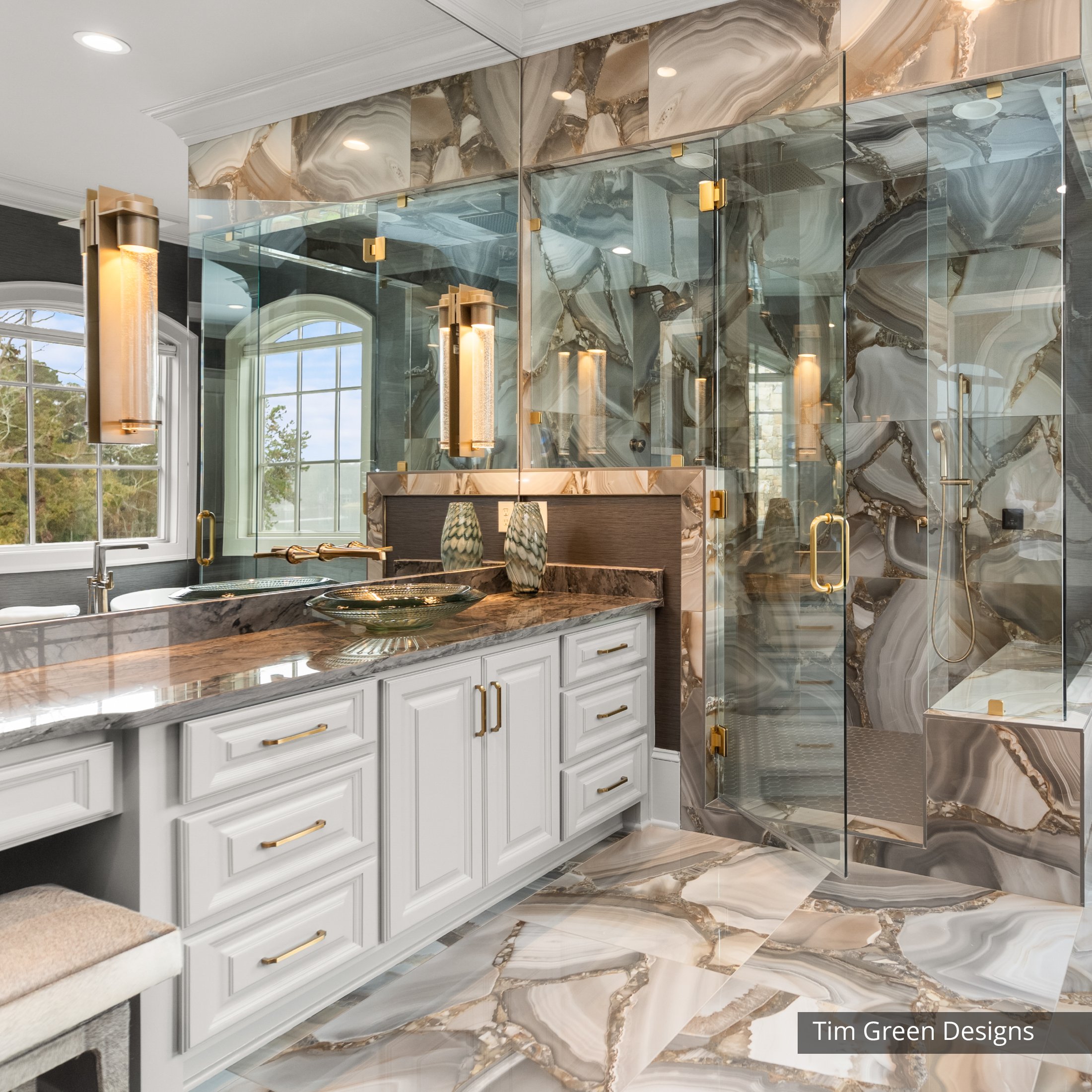 Airis Sconce | by Hubbardton Forge | 206455