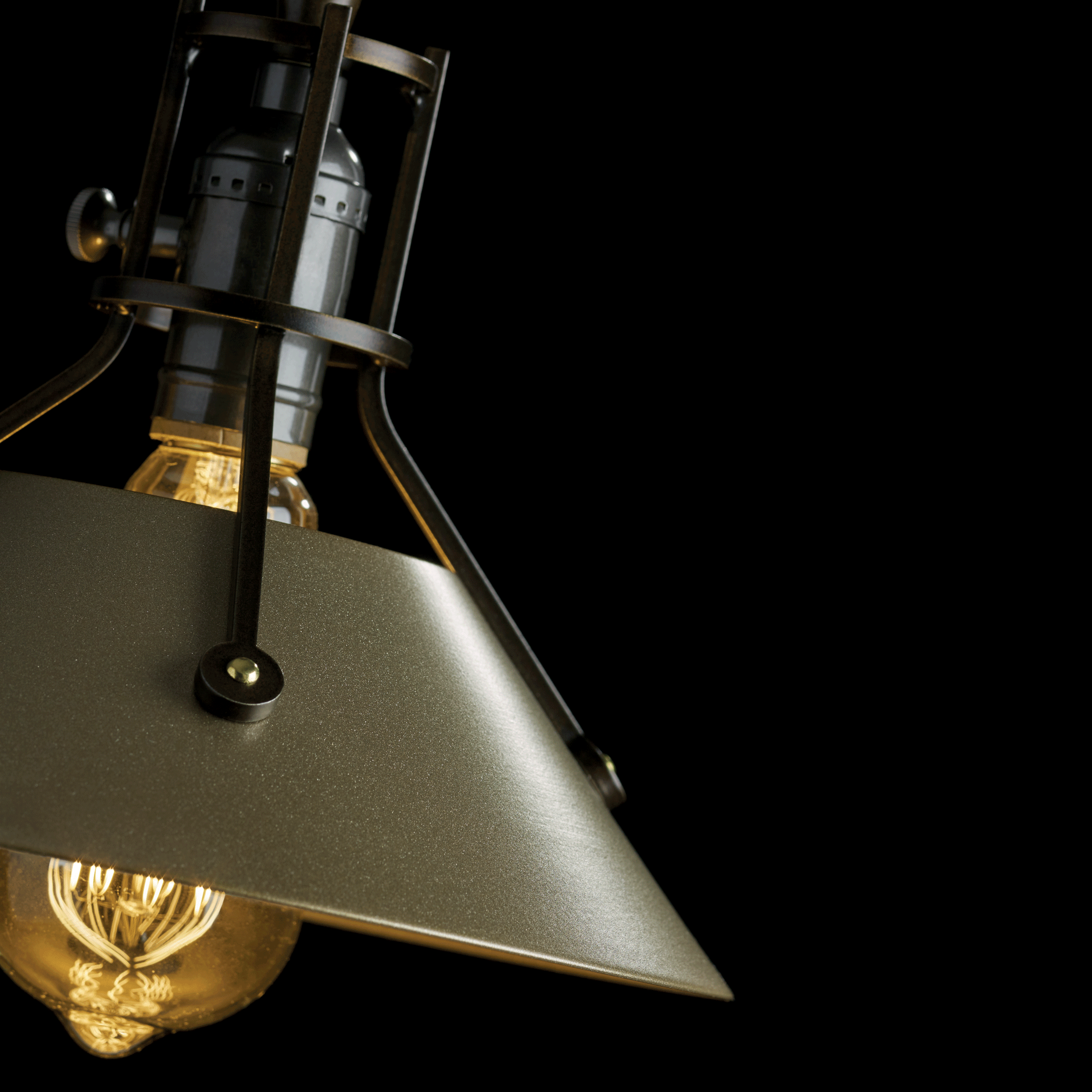 IDEE Henrik Horst デンマーク　アイアン　オブジェ　北欧 Øhav - Hydra Titanium – Henry Archer Denmark