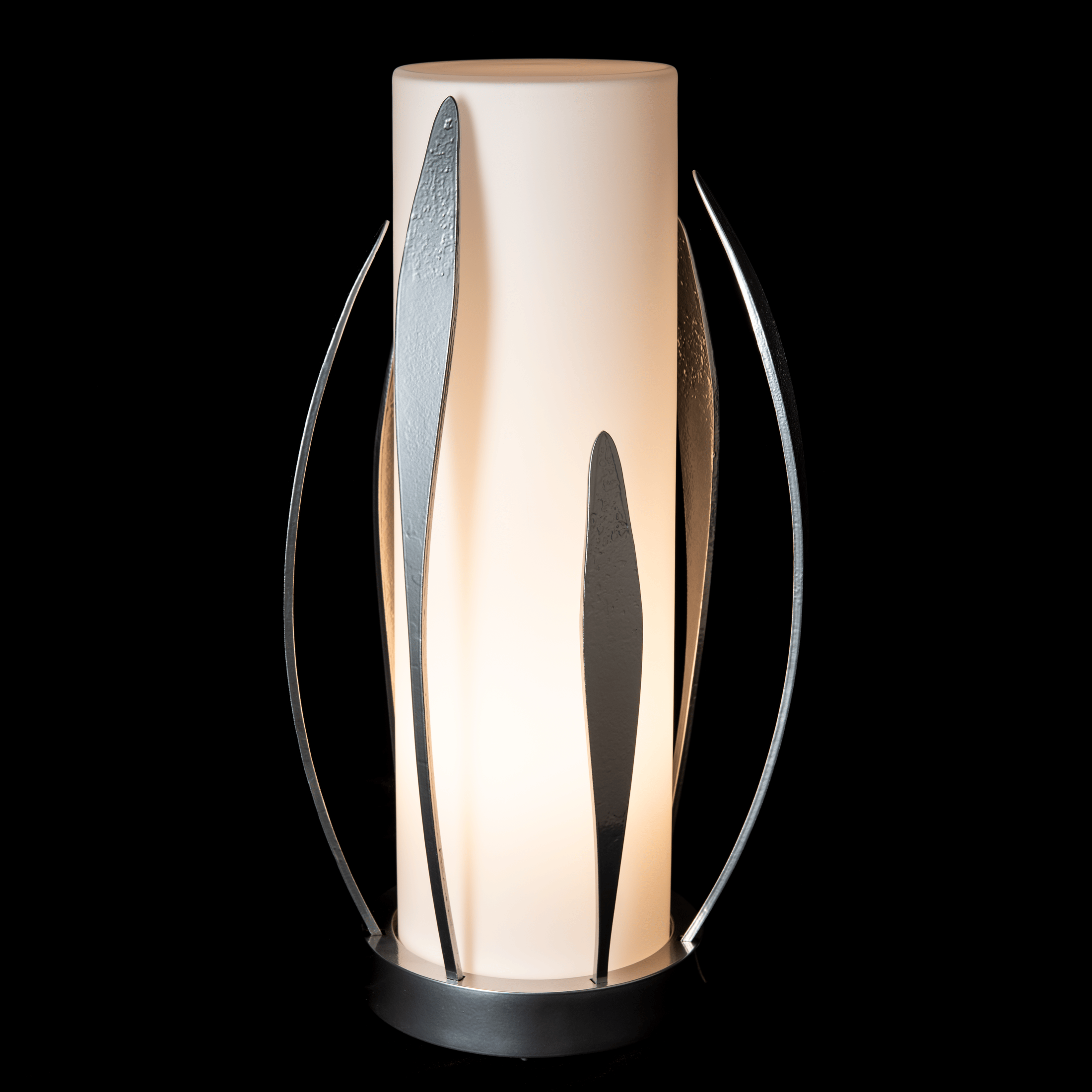 Dahlia Cylindrical Table Lamp | by Hubbardton Forge | 272104, image size:2200x2200