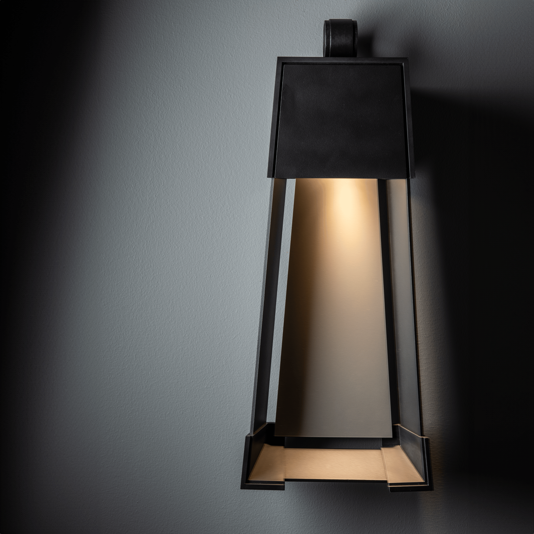 Hubbardton Forge Revere Outdoor Sconce