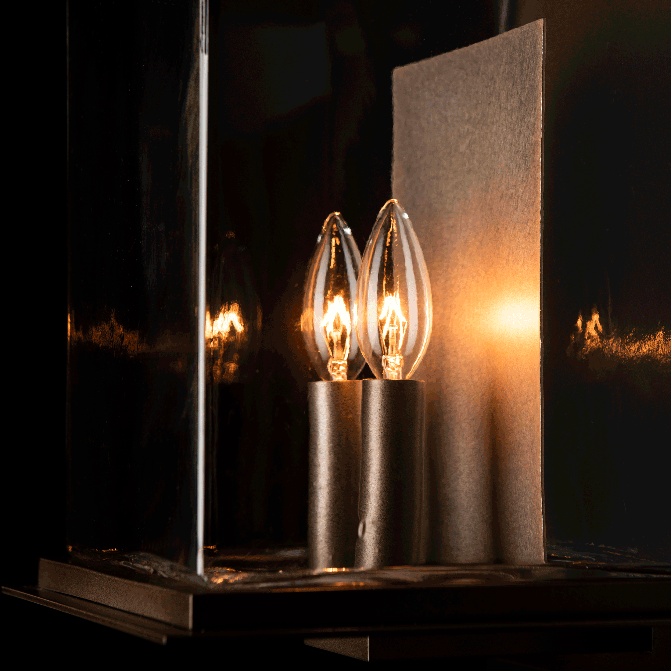 Kingston Outdoor Large Sconce | by Hubbardton Forge | 304842