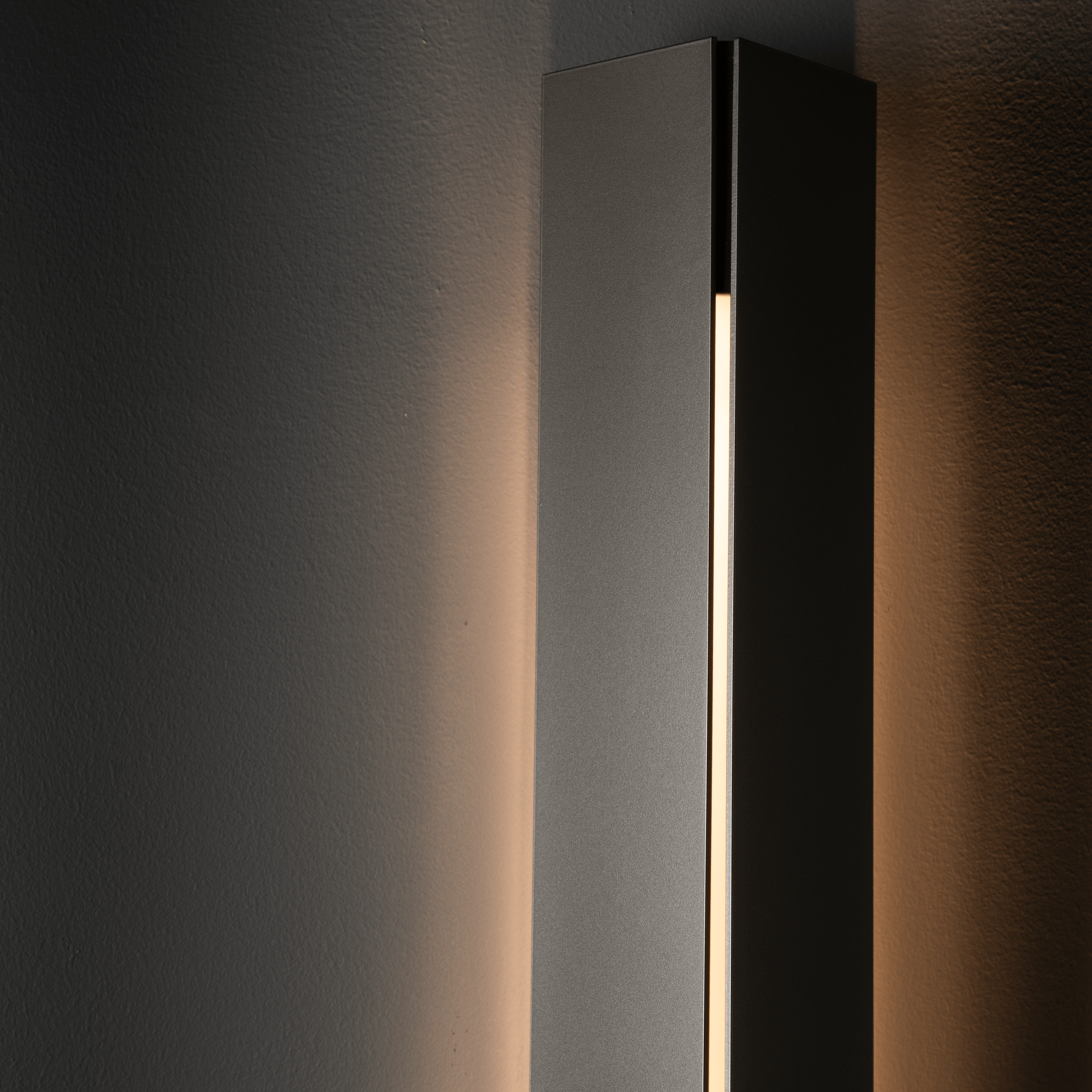 Gallery Outdoor Sconce | by Hubbardton Forge | 307651