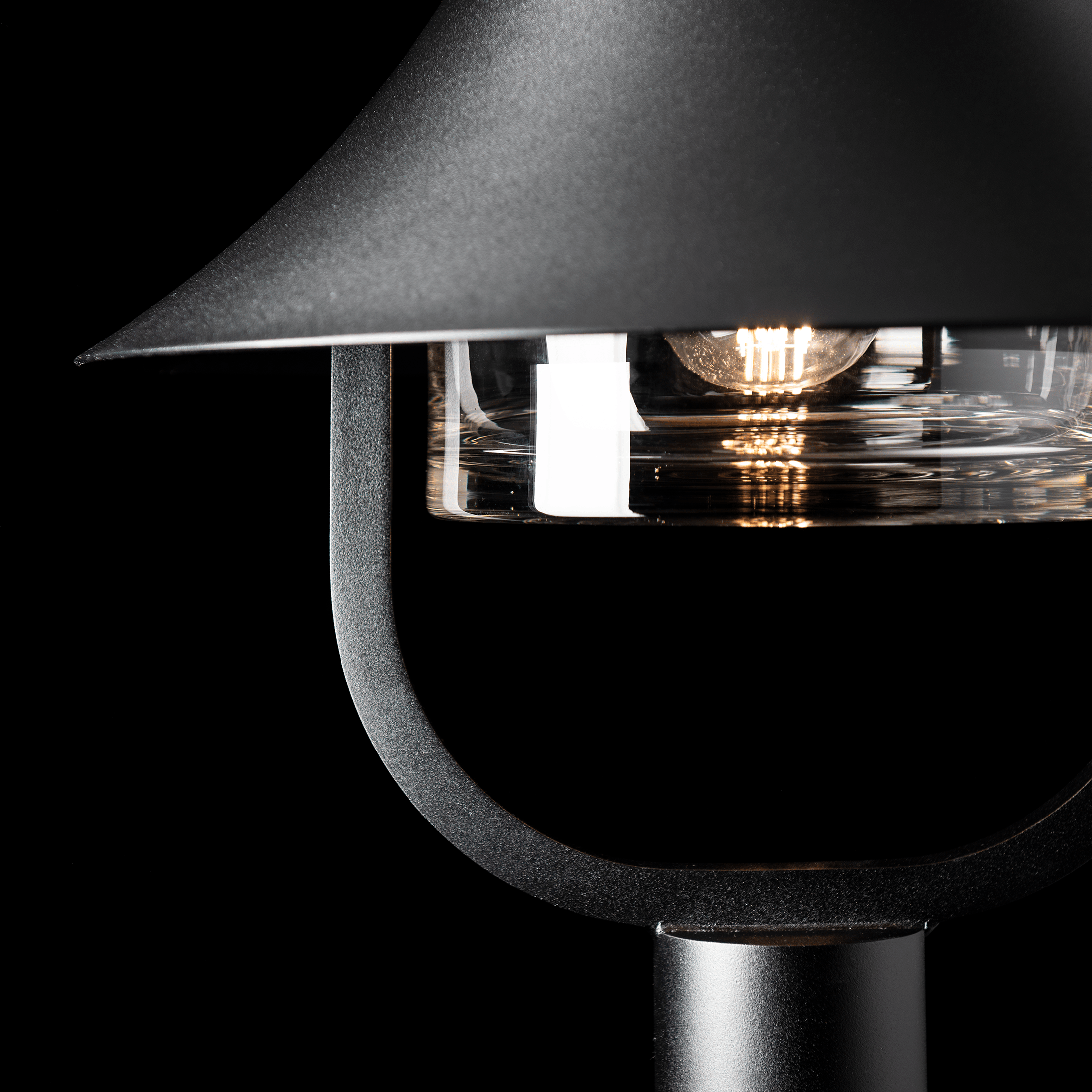 Stowe Outdoor Lantern Post Light | by Hubbardton Forge | 342031